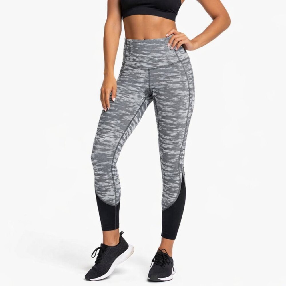Lululemon Wunder Under Leggings 4 Gray Black Athleisure Yoga Running Gym Sporty